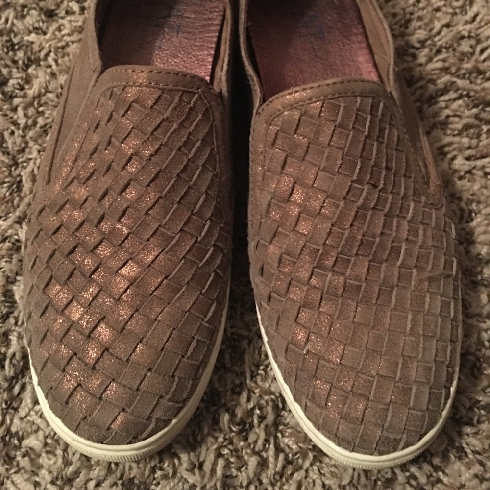 Slp on shoes